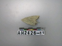 藏品(穿孔石矛)的圖片